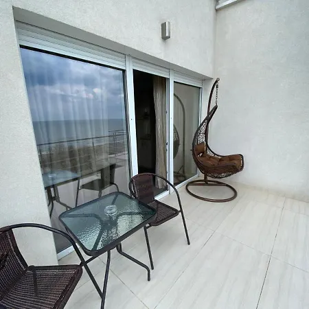 Ella By The Sea Penzion 3*